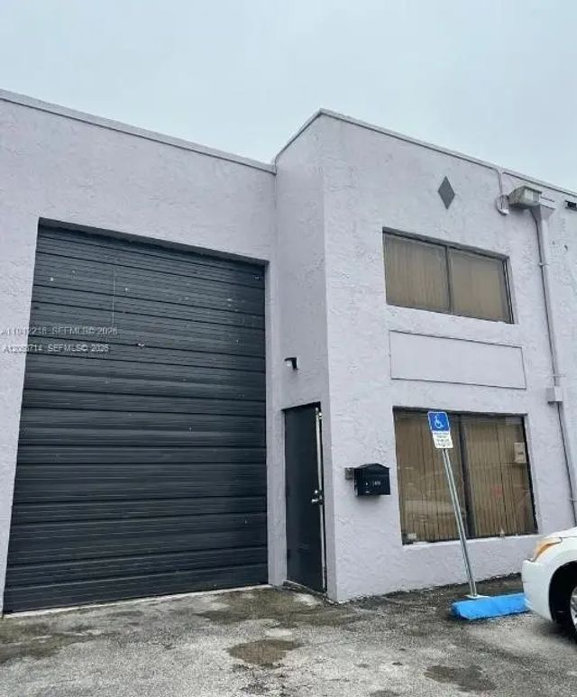 1671 W 38th Place #1406, Hialeah