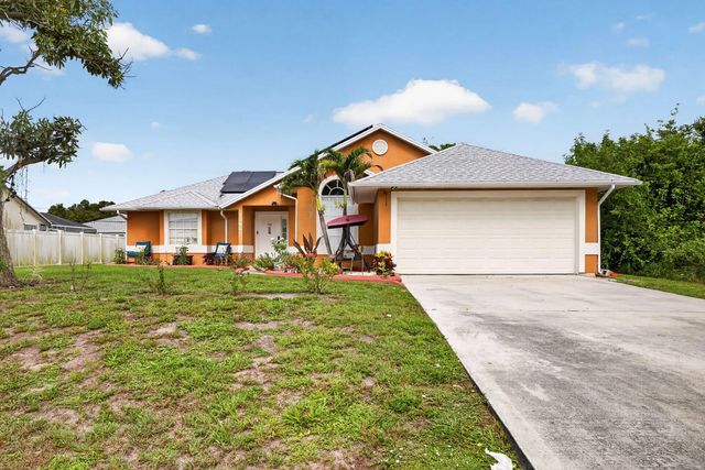 3586 Sw Pumpkin Street, Port St. Lucie