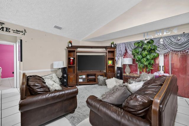 5 of 46 - 3586 Sw Pumpkin Street, Port St. Lucie, FL