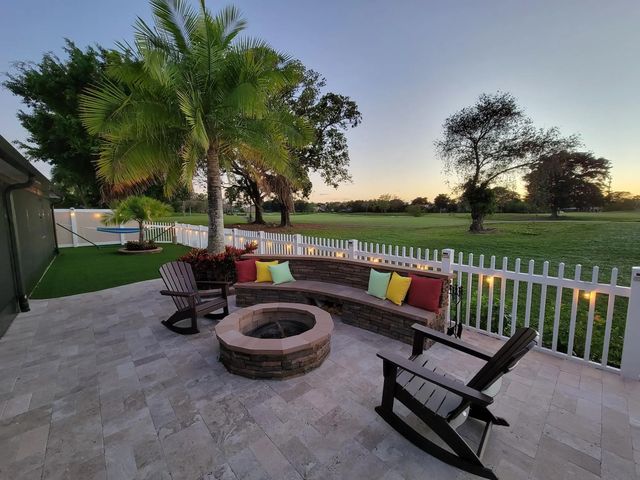 2 of 19 - 7401 Corkwood Terrace, Tamarac, FL