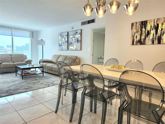 5 of 40 - 2030 S Ocean Drive #810, Hallandale Beach, FL