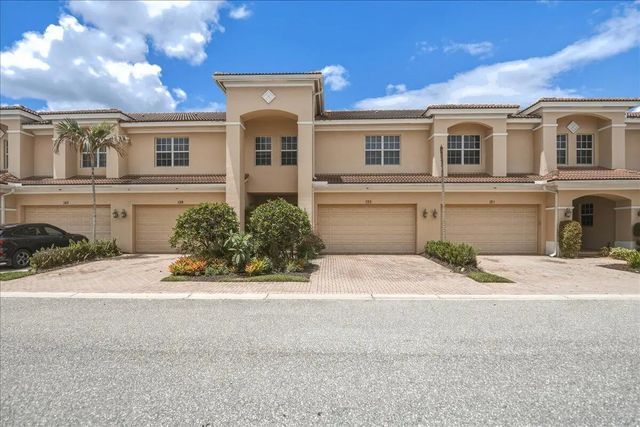 4 of 38 - 135 Sw Walking Path, Stuart, FL