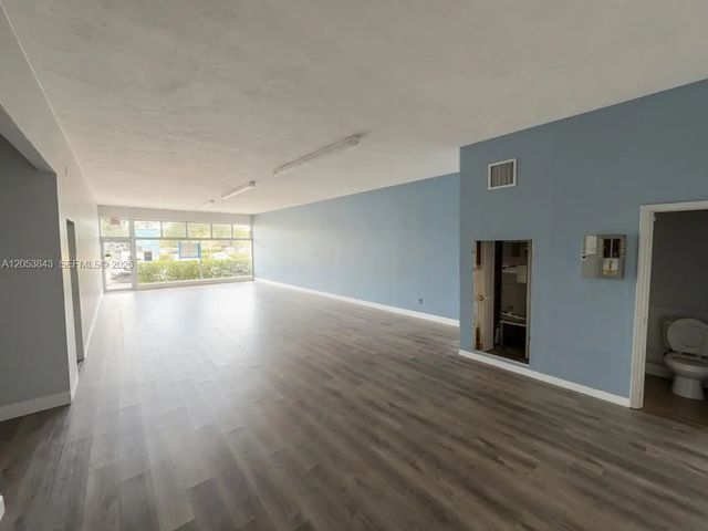 5 of 9 - 100 Sw 15th Street #50, Pompano Beach, FL