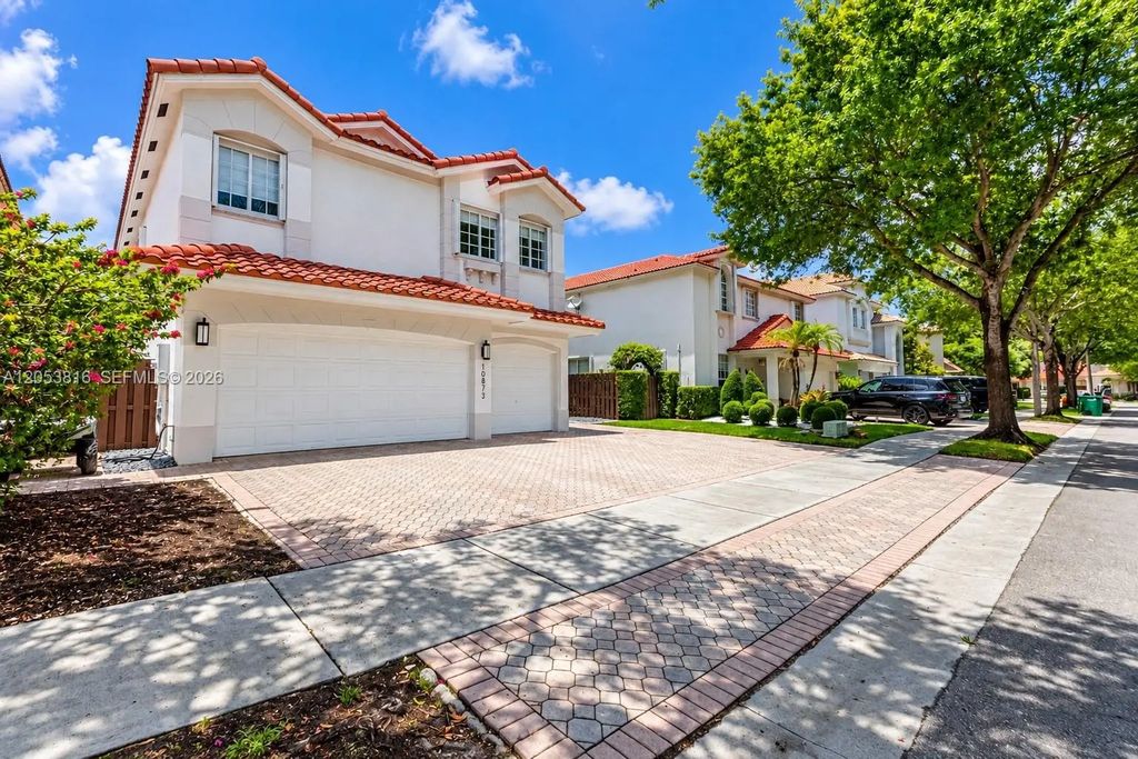 10873 Nw 71st Street, Doral