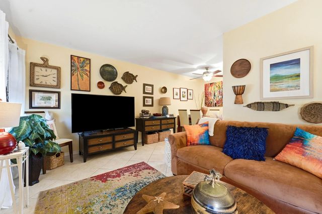 5 of 32 - 31 Pine Arbor Lane #unit 204, Vero Beach, FL