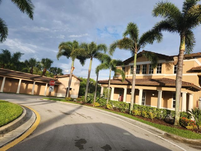 2 of 22 - 502 Sw 147th Avenue, Pembroke Pines, FL