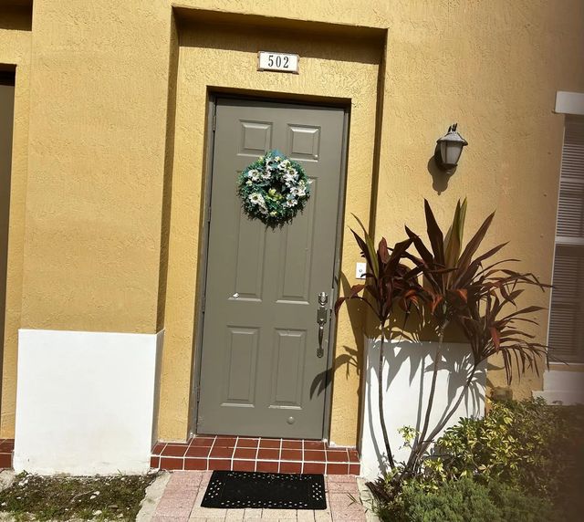 4 of 22 - 502 Sw 147th Avenue, Pembroke Pines, FL