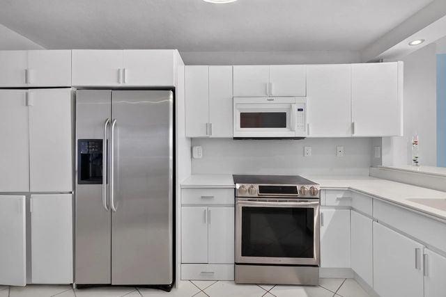 4 of 29 - 510 N Ocean Boulevard #410, Pompano Beach, FL