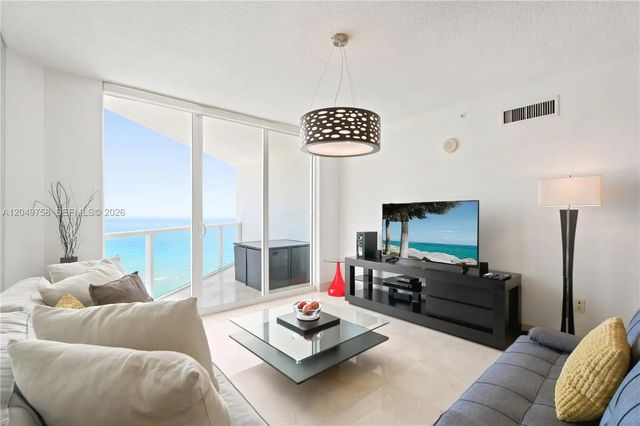 2 of 15 - 16699 Collins Avenue #1604, Sunny Isles Beach, FL