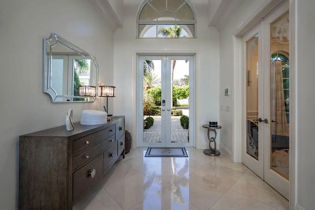 5 of 57 - 2530 Ne 31st Court, Lighthouse Point, FL