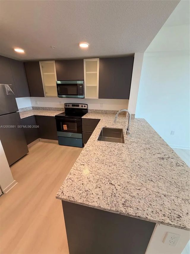 5 of 18 - 5563 Millenia Park Boulevard #212, Orlando, FL