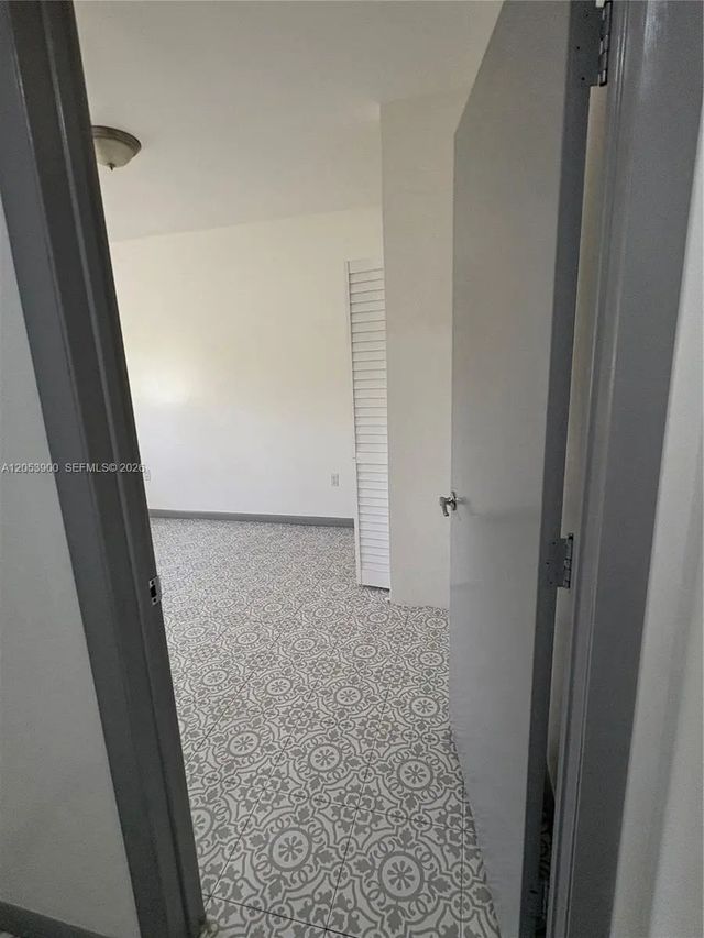 5 of 6 - 10128 W Fern Street, Miami, FL