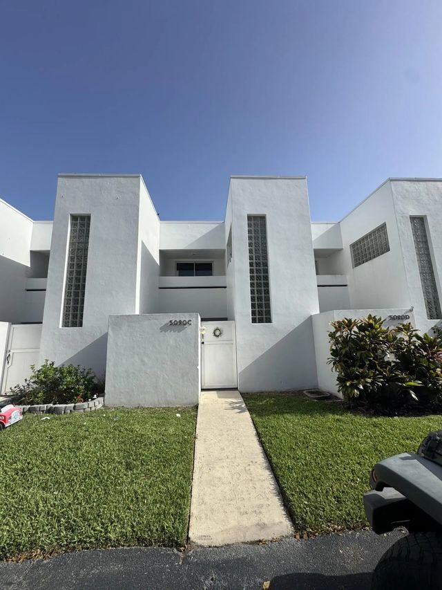 5090 Elmhurst Road #c, West Palm Beach