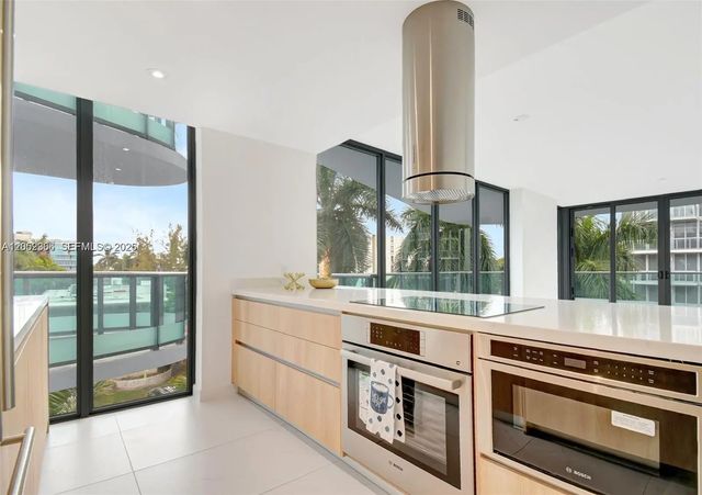 5 of 40 - 9901 W Bay Harbor Drive #401, Bay Harbor Islands, FL