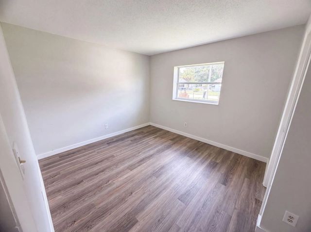 4 of 24 - 308 30th, Fort Pierce, FL