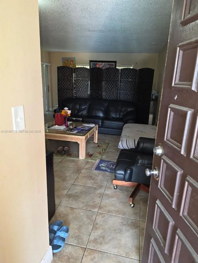 2 of 9 - 4231 Nw 19th Street #254, Lauderhill, FL