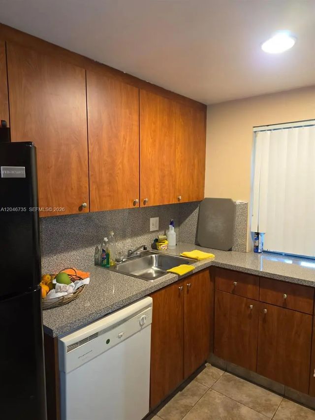 3 of 9 - 4231 Nw 19th Street #254, Lauderhill, FL