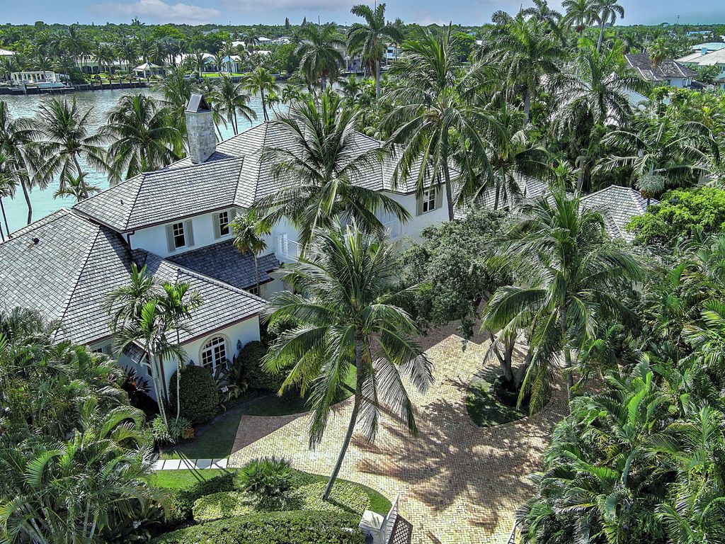 1033 Waterway Lane, Delray Beach
