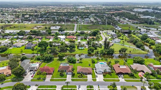 4 of 39 - 139 Galiano Street, Royal Palm Beach, FL