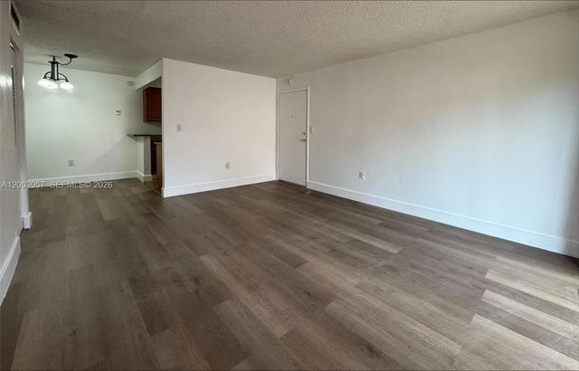 2 of 10 - 7208 Fairway Drive #i14, Miami Lakes, FL