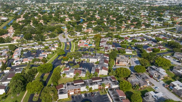 4 of 50 - 2540 Boundbrook Boulevard #110, Palm Springs, FL