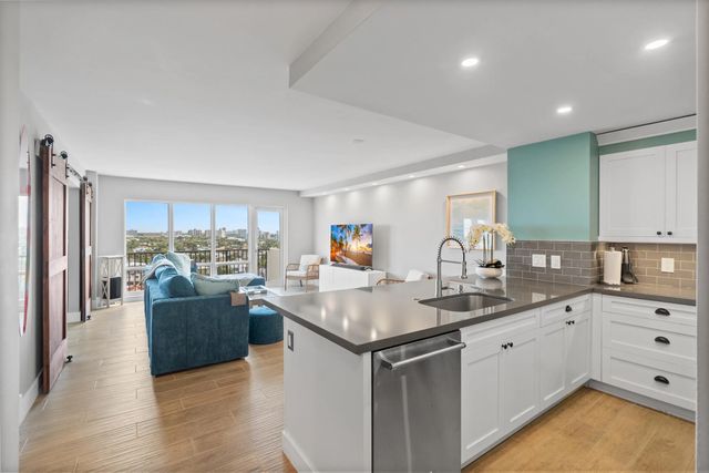 4 of 40 - 340 Sunset Drive #1508, Fort Lauderdale, FL