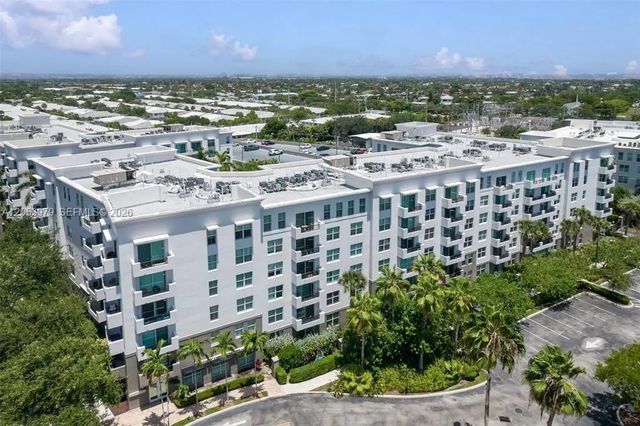 2421 Ne 65th Street #217, Fort Lauderdale