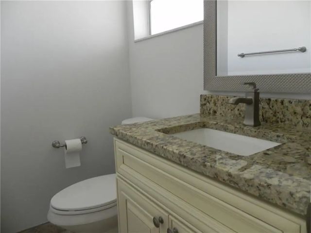 5 of 34 - 4650 Washington Street #207, Hollywood, FL