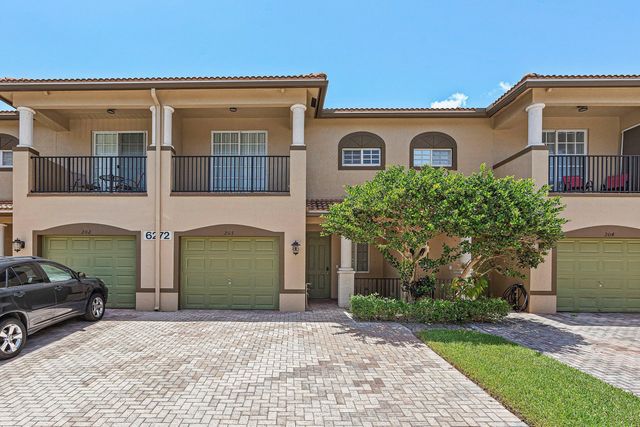 6272 S Military Trail #203, Lake Worth