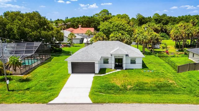 2 of 19 - 2524 Lakeview Drive, Lehigh Acres, FL
