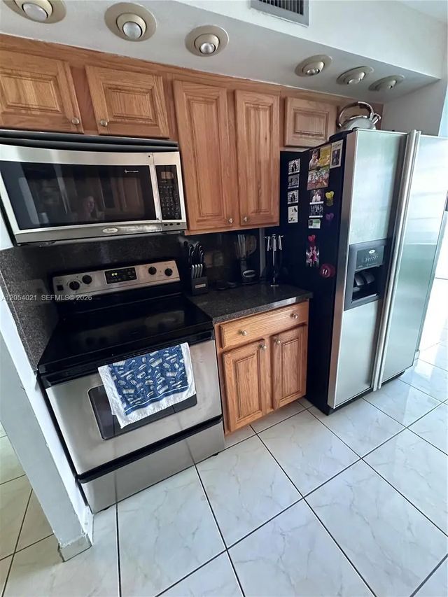 4 of 11 - 231 174th Street #1905, Sunny Isles Beach, FL