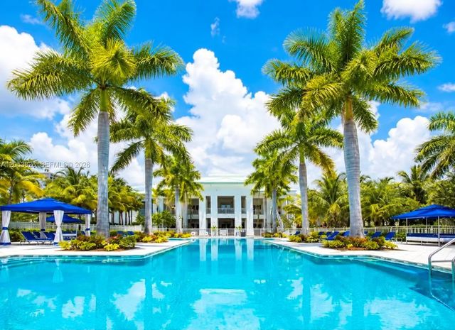 3 of 20 - 5300 Nw 87th Avenue #915, Doral, FL