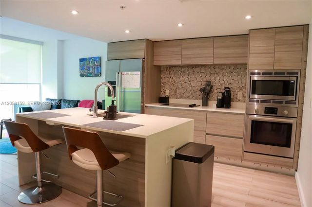 2 of 25 - 6620 Indian Creek Drive #302, Miami Beach, FL