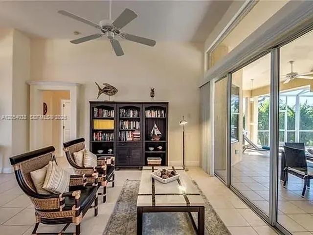 3 of 4 - 5346 Bayshore Avenue, Cape Coral, FL