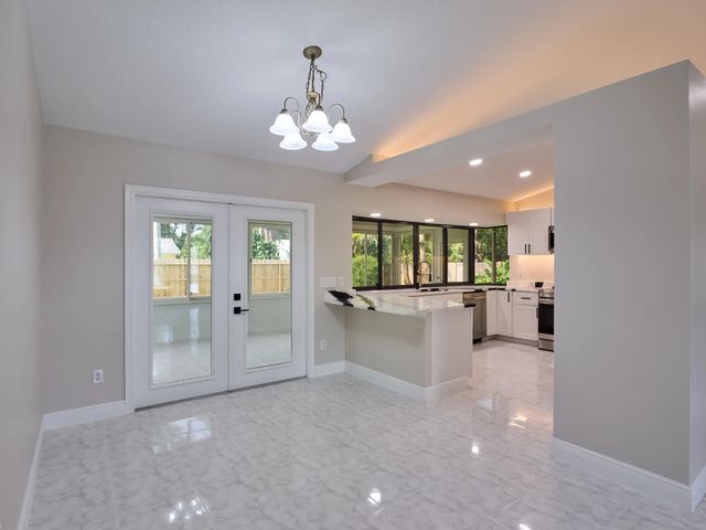 3 of 25 - 672 Sw Ewing Avenue, Port St. Lucie, FL