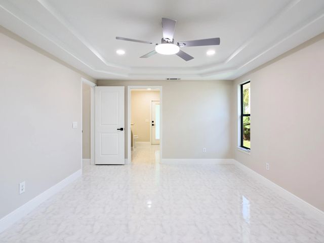 5 of 25 - 672 Sw Ewing Avenue, Port St. Lucie, FL