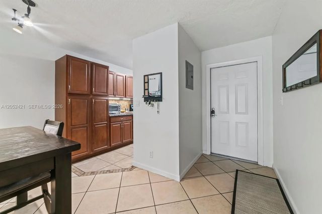 2 of 30 - 1400 Tallwood Avenue #107, Hollywood, FL