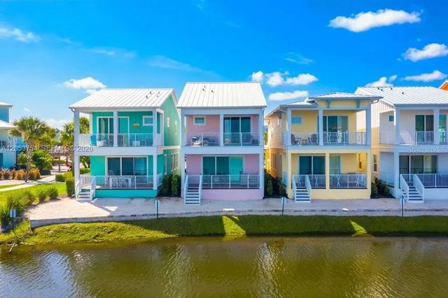 2 of 34 - 8117 Surf Street, Kissimmee, FL