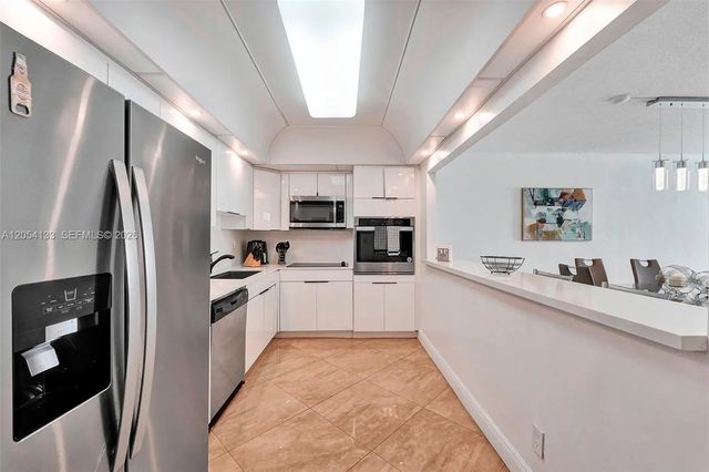 2 of 19 - 19370 Collins Avenue #1001, Sunny Isles Beach, FL