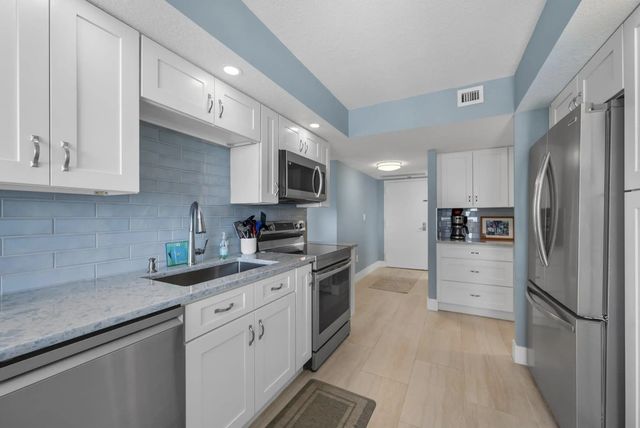 3 of 19 - 4200 N Ocean Drive #1-1603, Singer Island, FL