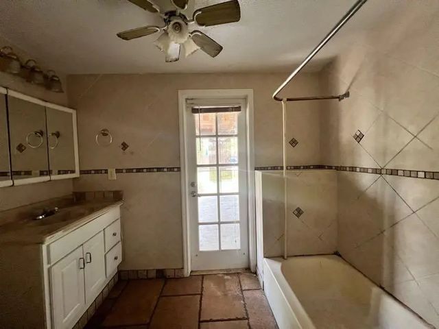 5 of 23 - 1732 Ne 15th Avenue, Fort Lauderdale, FL