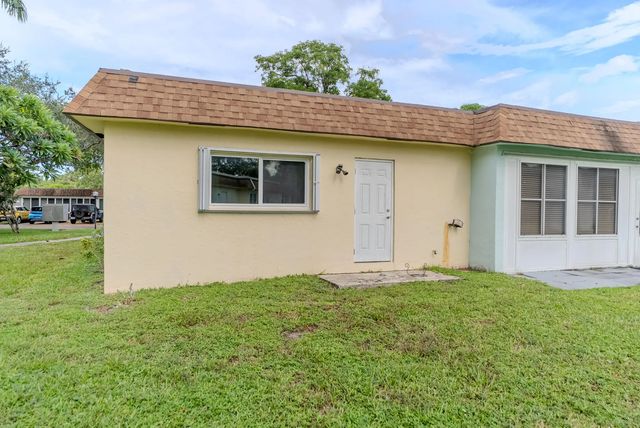 4 of 30 - 3641 Sw Natura Avenue #a, Deerfield Beach, FL