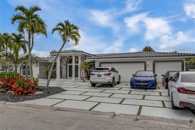 2 of 56 - 2920 Ne 55th Place, Fort Lauderdale, FL