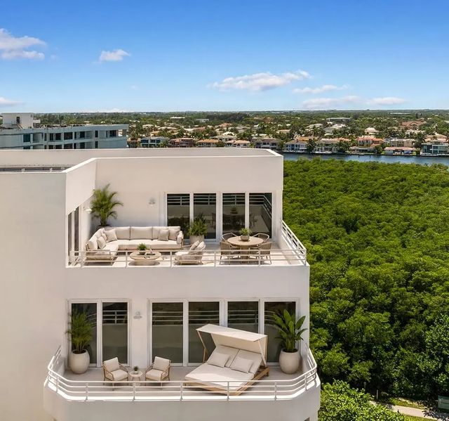 3407 S Ocean Boulevard #ph D, Highland Beach