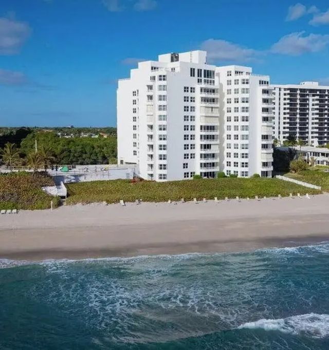 3 of 32 - 3407 S Ocean Boulevard #ph D, Highland Beach, FL