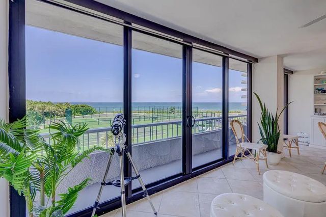 5550 N Ocean Drive #3c, Riviera Beach