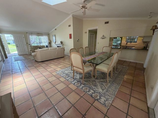 4 of 17 - 1290 5th Place, Vero Beach, FL