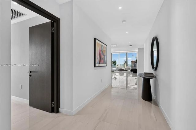 3 of 45 - 20 Ne 11th Street #6003, Miami, FL