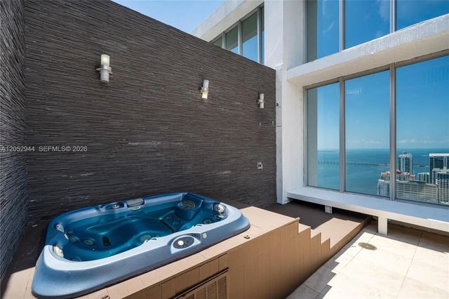 2 of 25 - 495 Brickell #5705, Miami, FL