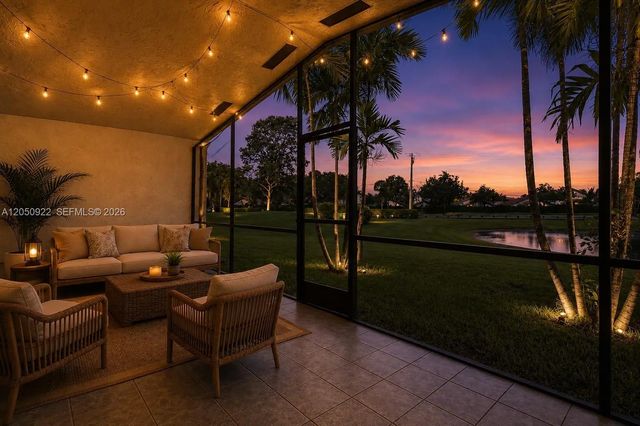 2 of 46 - 502 Woodgate Circle #b, Sunrise, FL